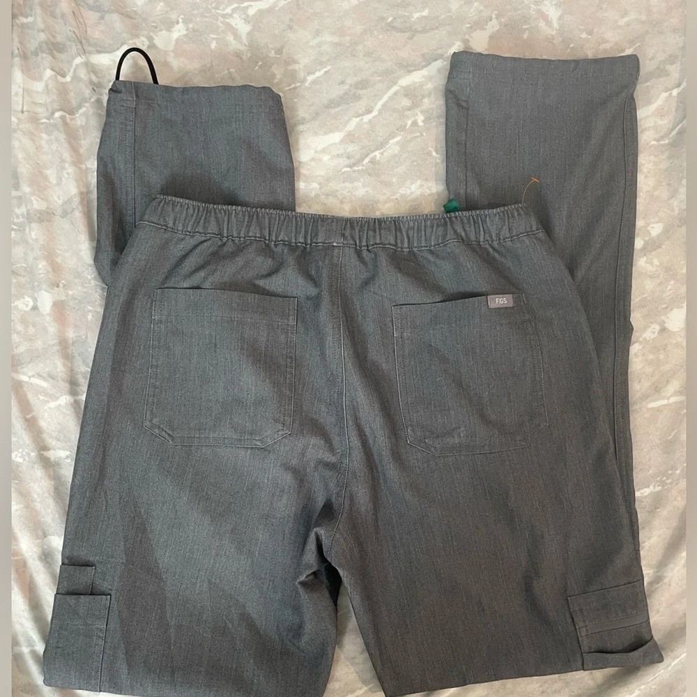 Figs Cairo Cargo Scrub Pants